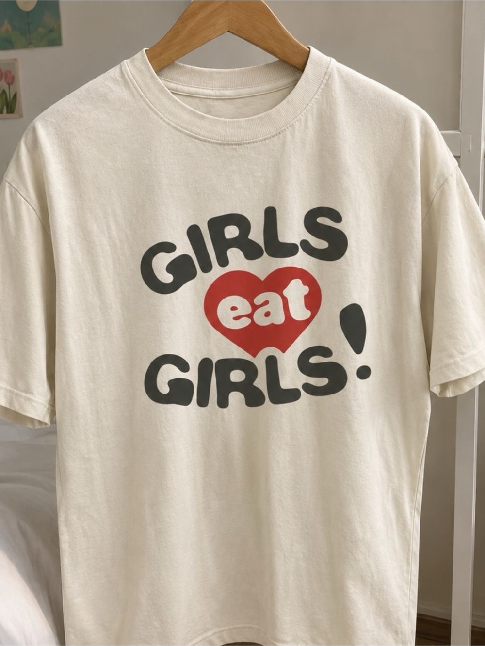 Gildan Cream Short-Sleeve Graphic Tee with Red & Black Print